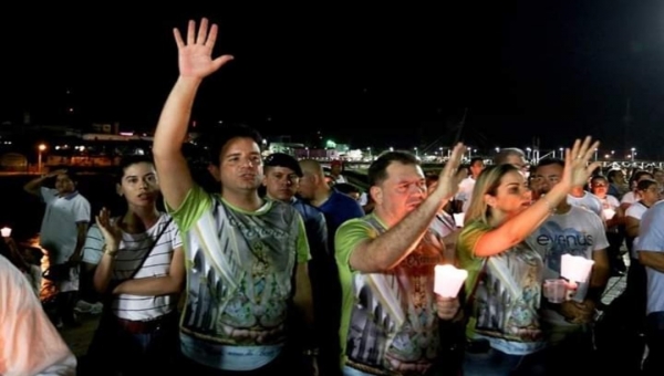 Gladson vai ao Círio de Nazaré em Rio Branco e fala em "momento de renovação da fé"